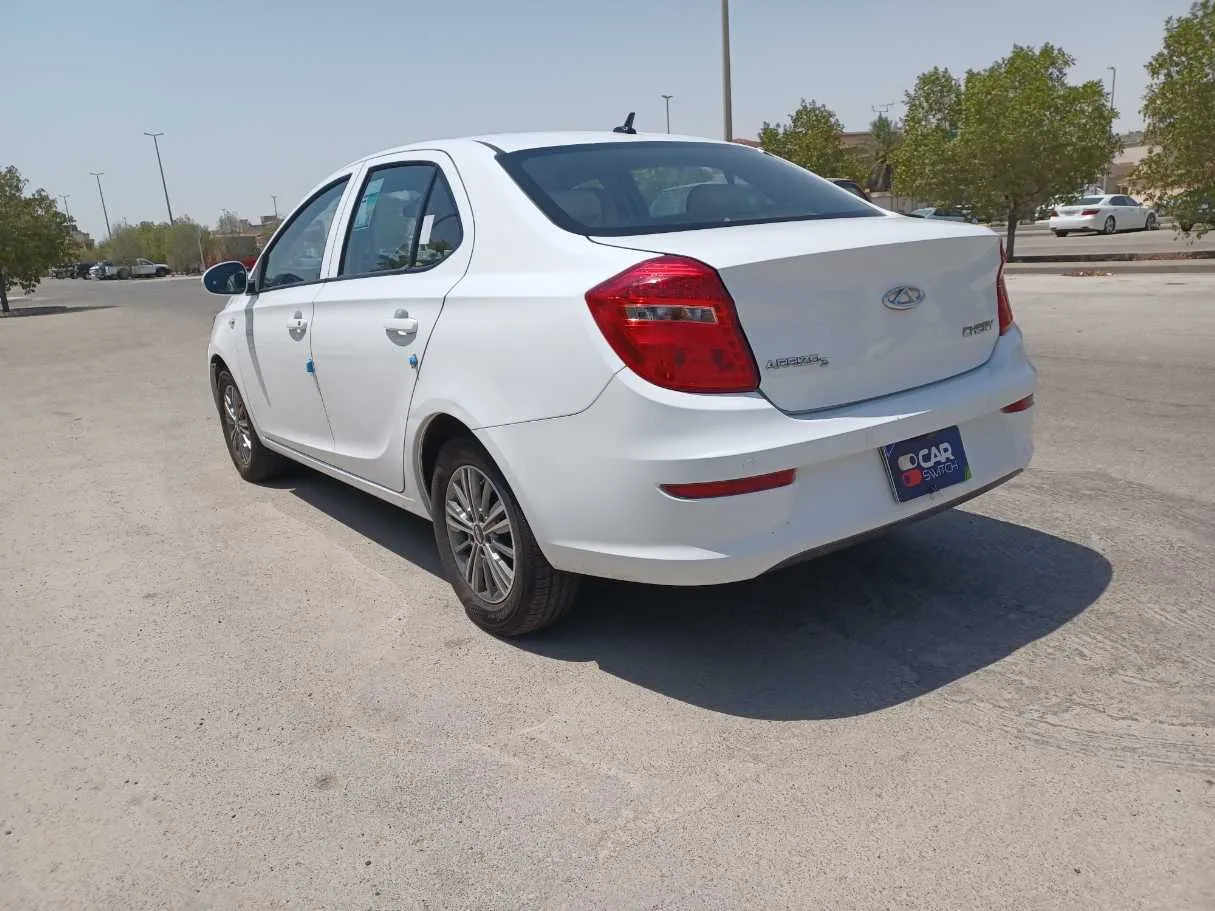 Car image 7