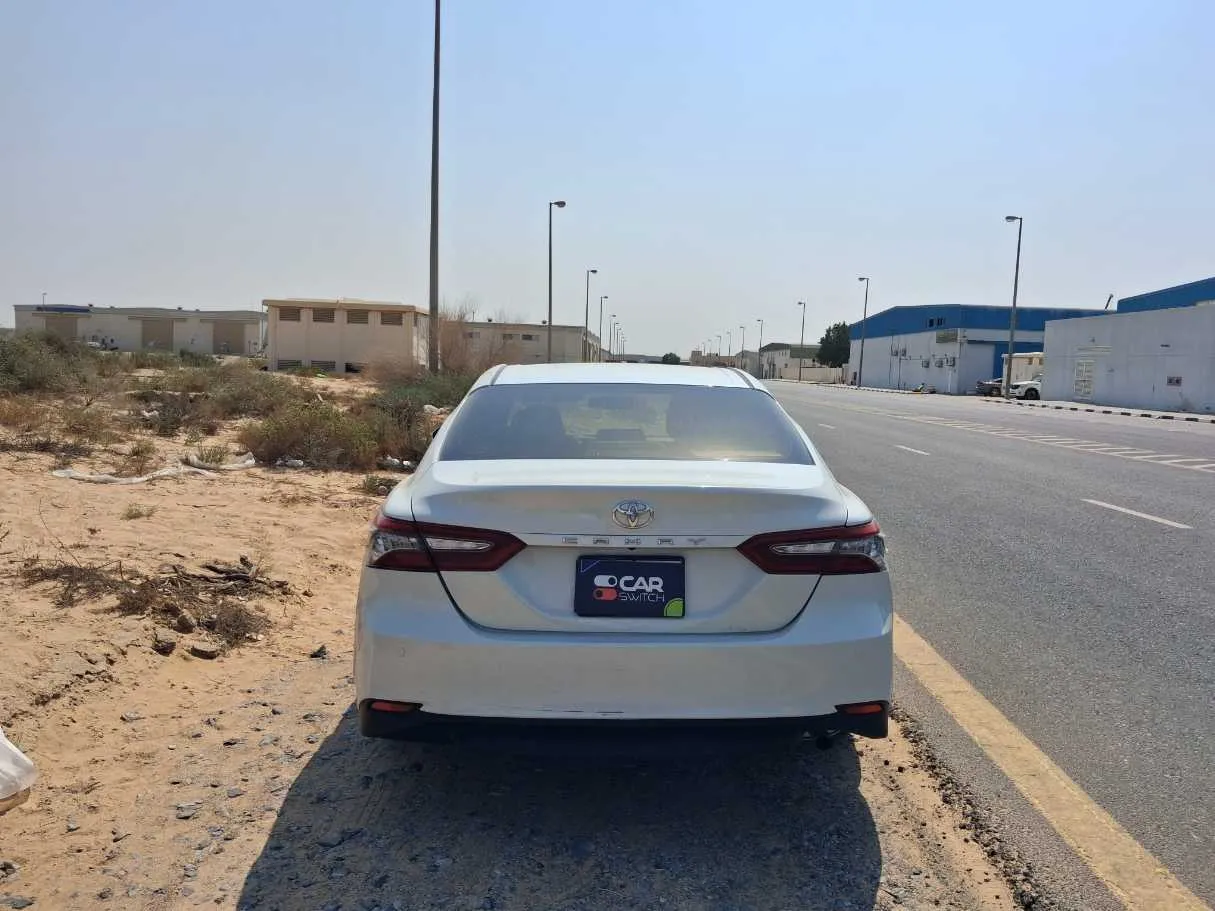 Car image 6
