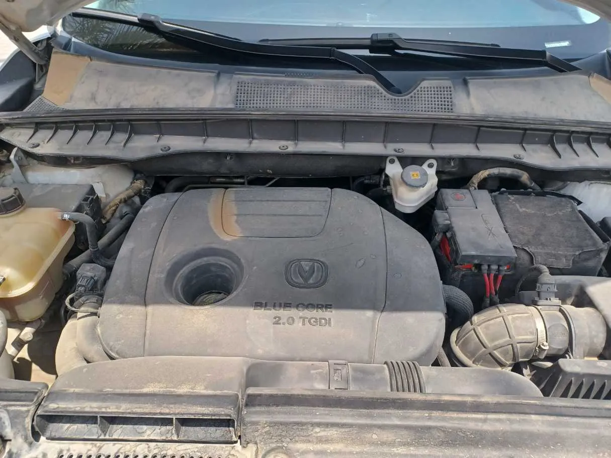 Car image 23