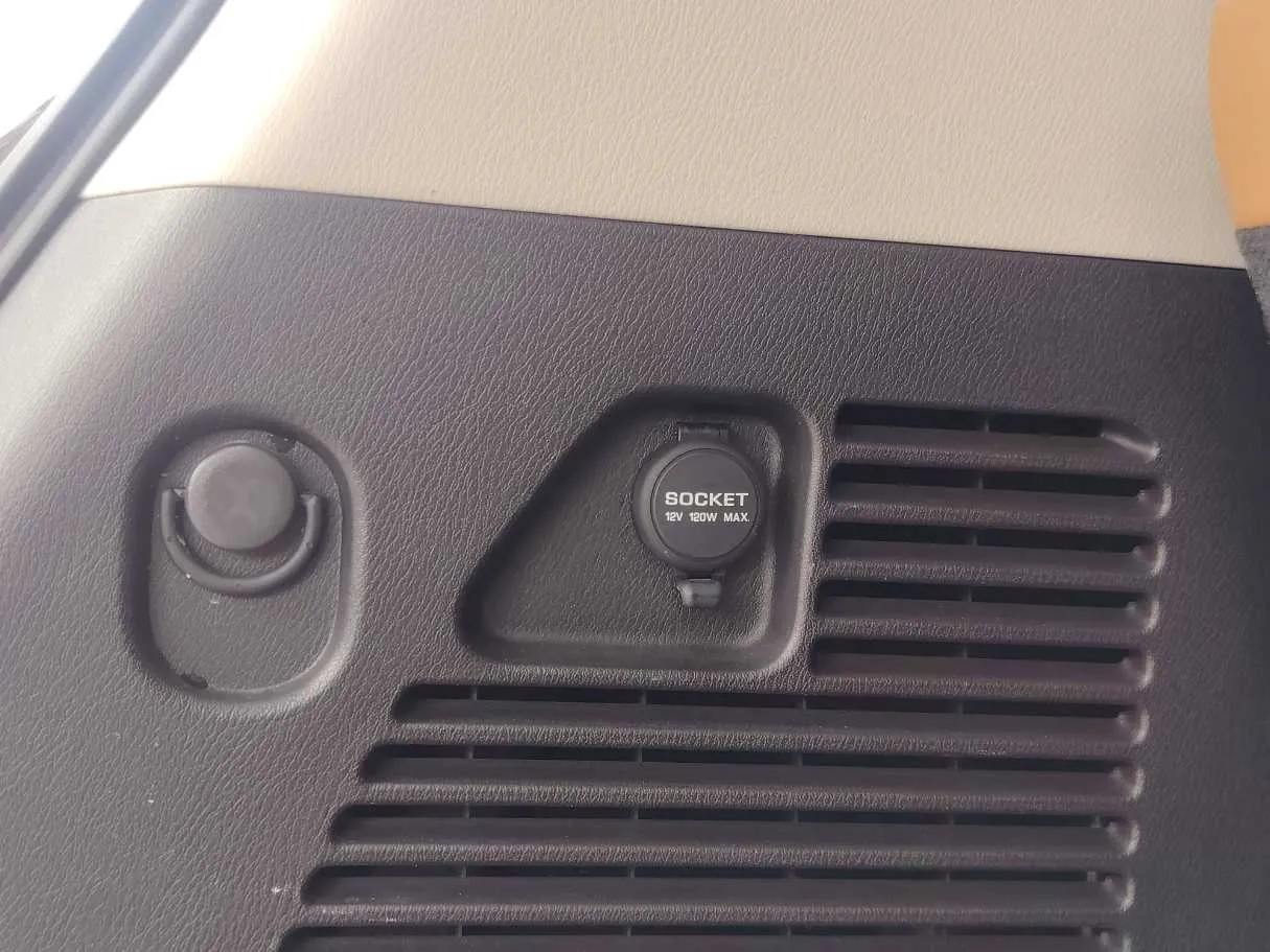 Car image 42