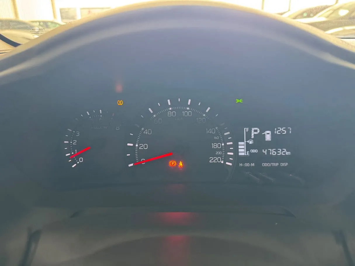 Car image 11
