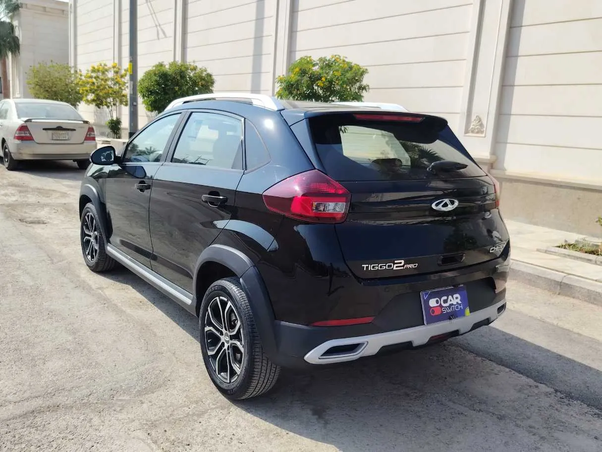 Car image 7
