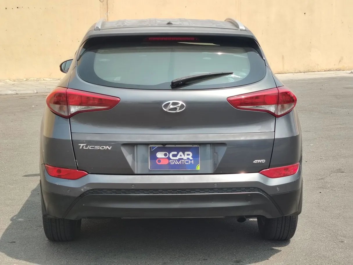 Car image 6