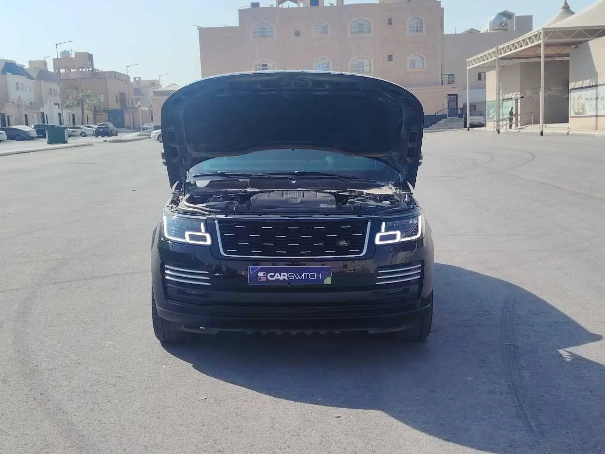 Car image 30