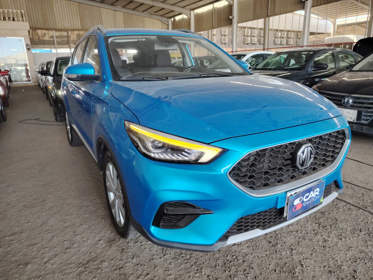 Car image 3