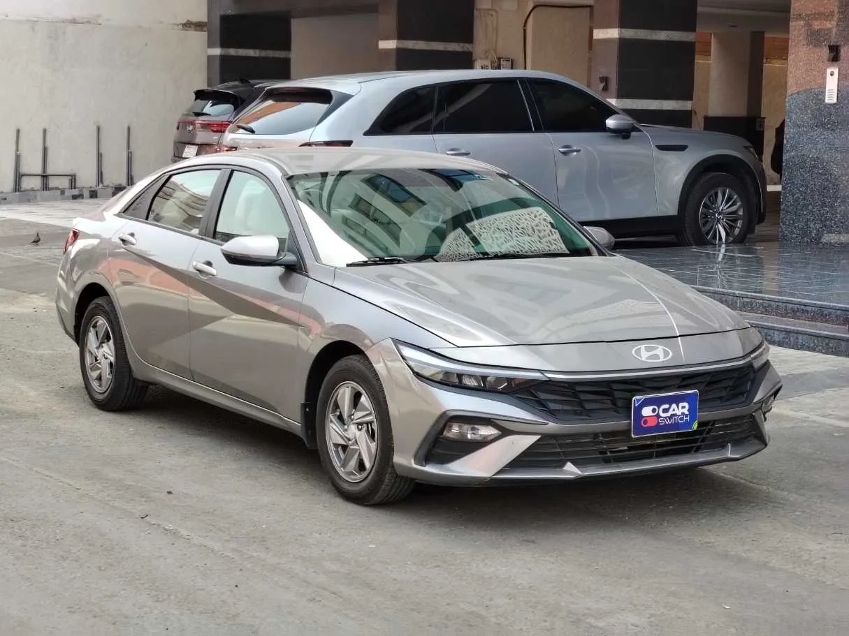 Car image 3