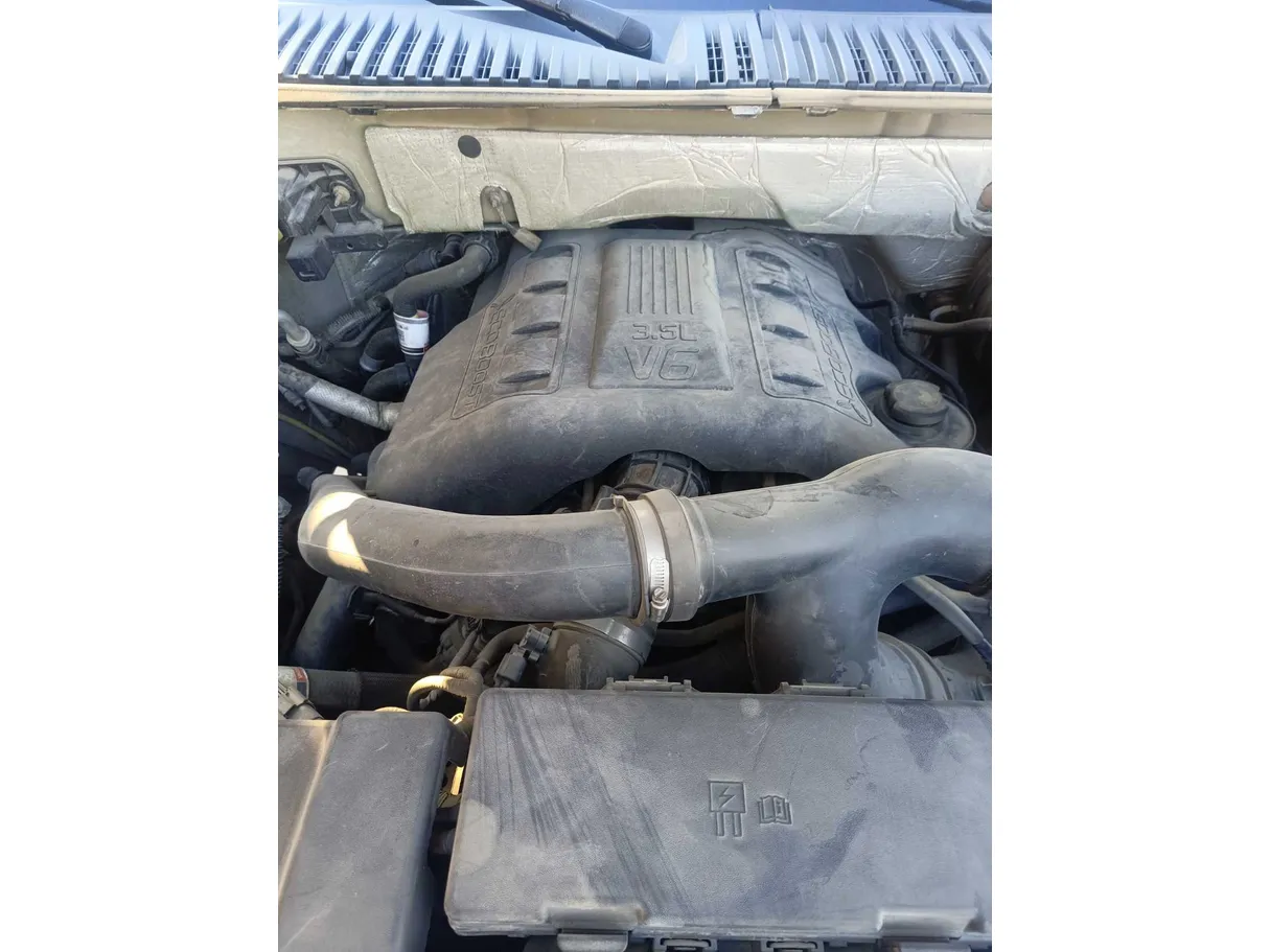 Car image 36
