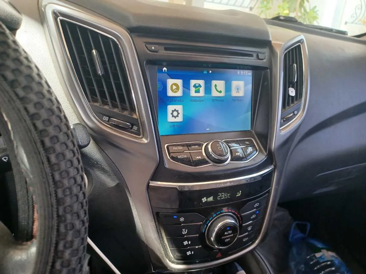 Car image 15