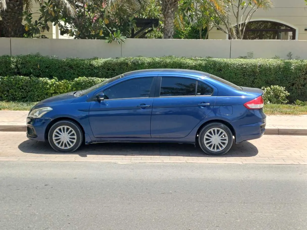 Car image 8
