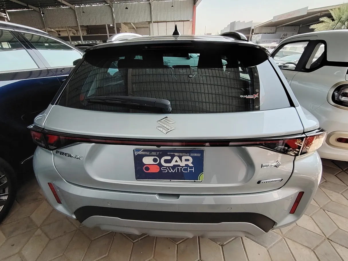 Car image 6