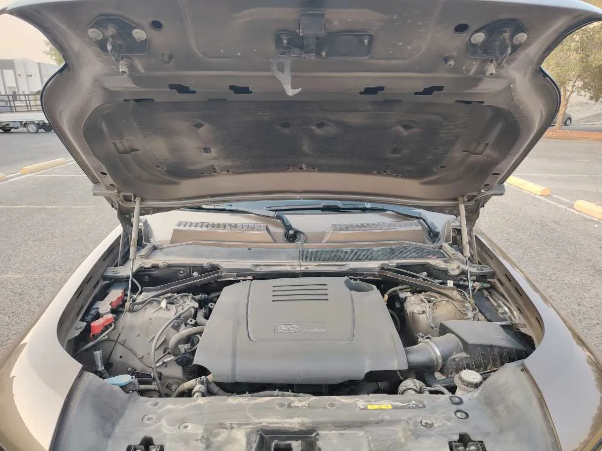 Car image 36