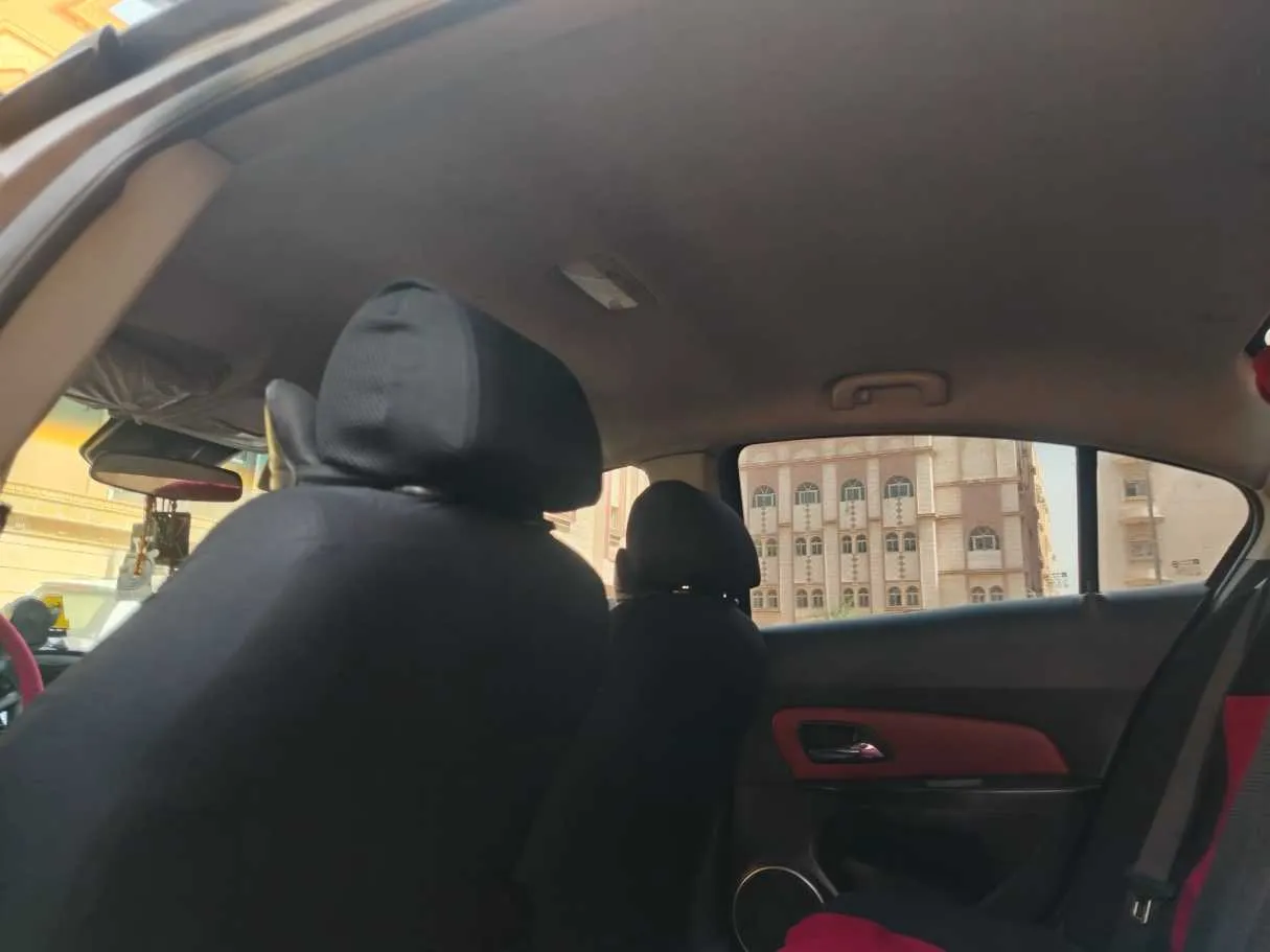 Car image 20