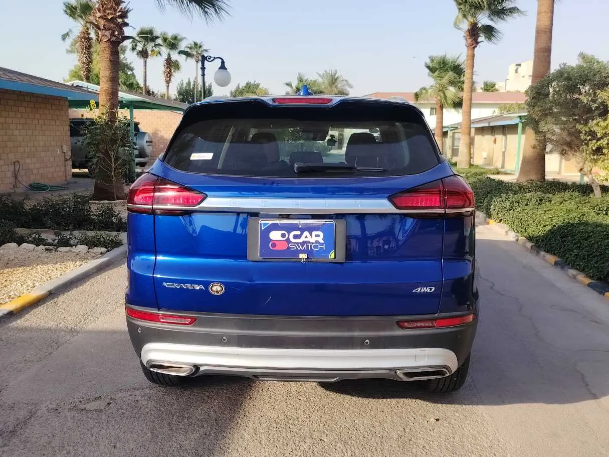 Car image 6