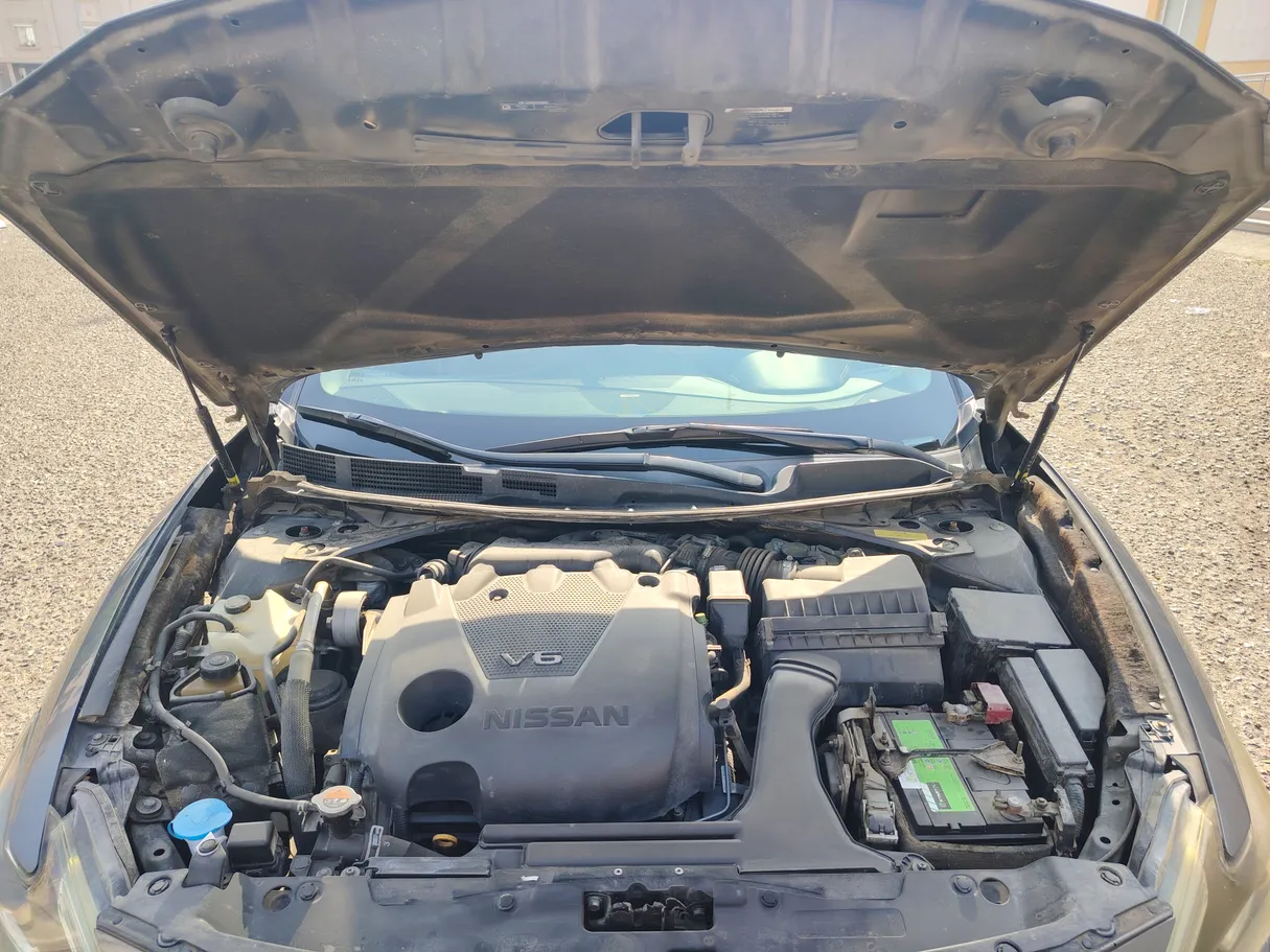 Car image 33