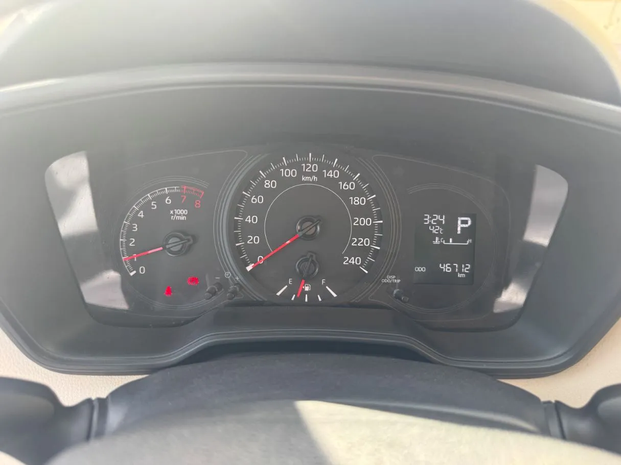 Car image 18