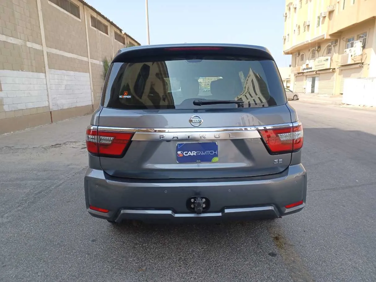 Car image 6