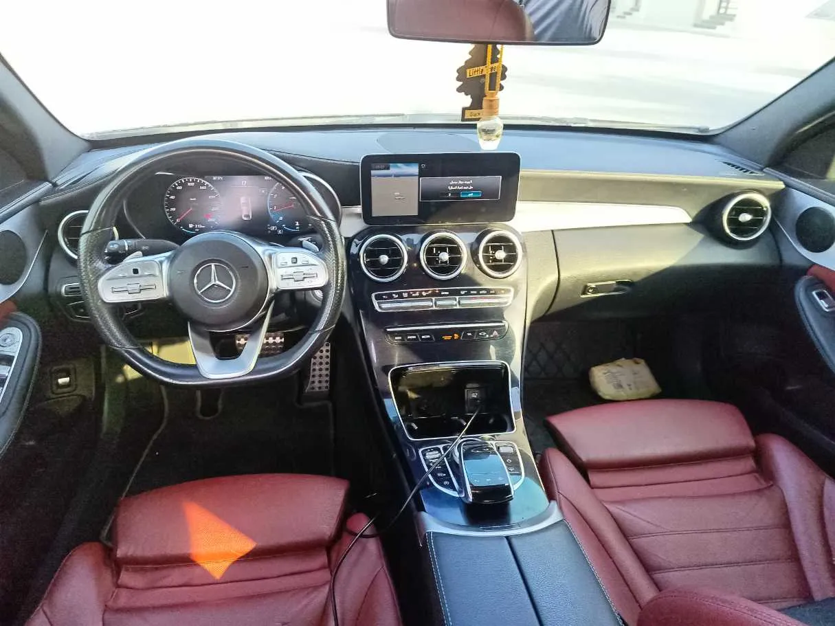 Car image 20