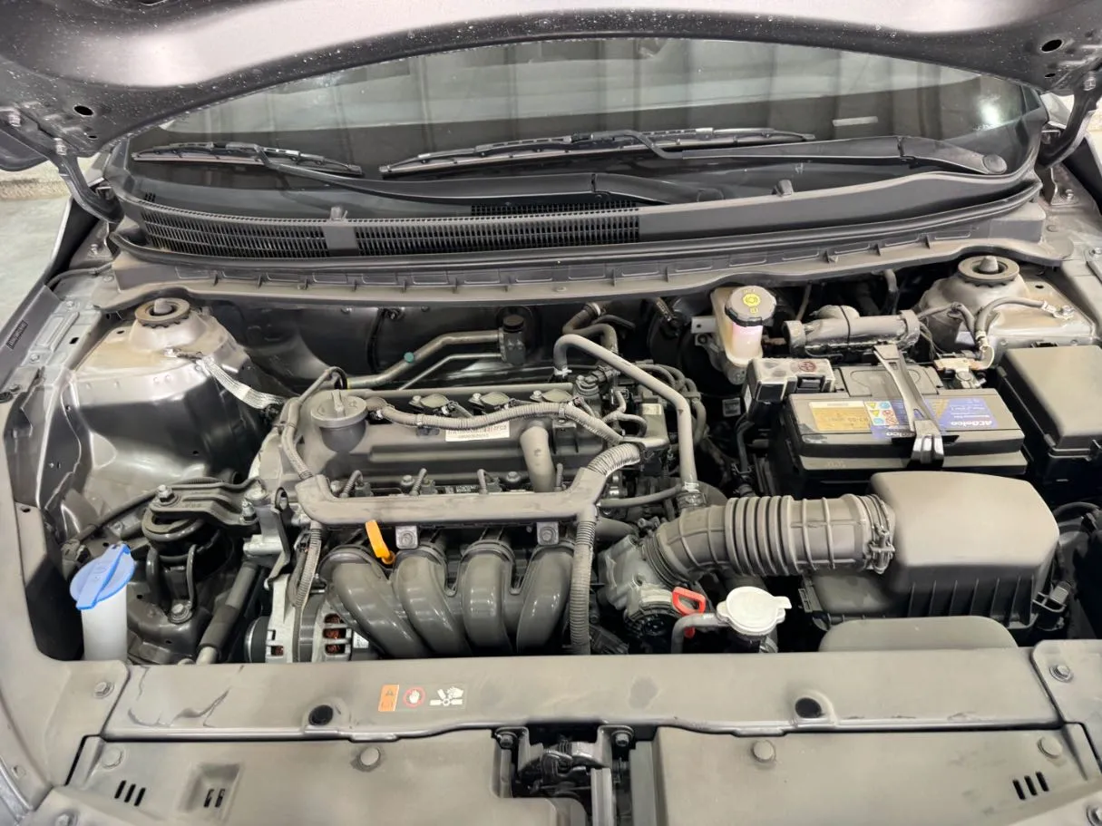 Car image 20