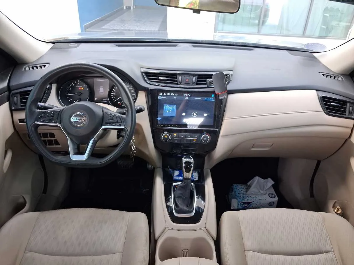 Car image 15