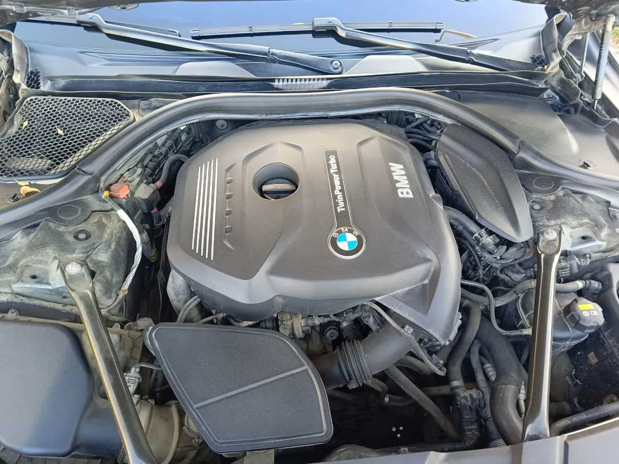 Car image 39