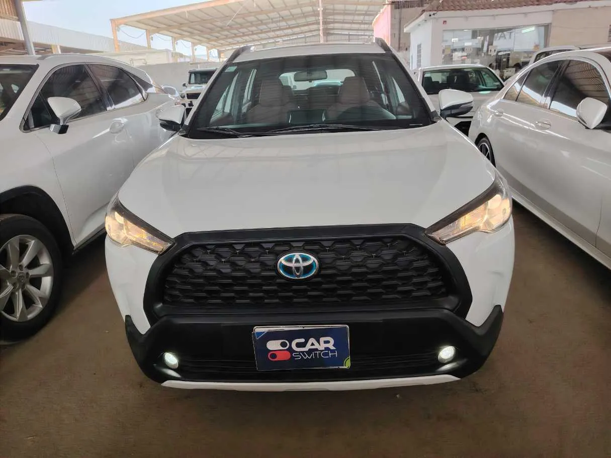 Car image 2