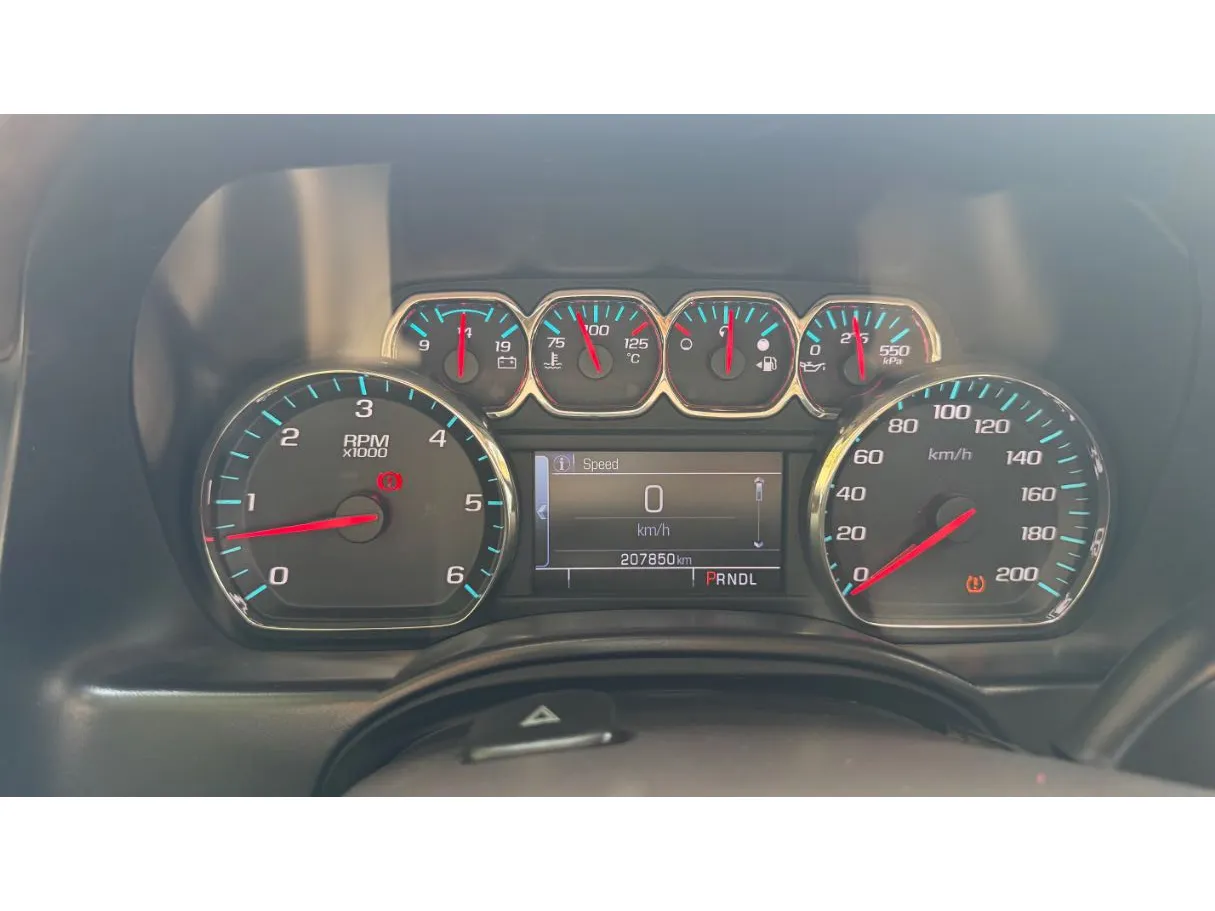 Car image 17