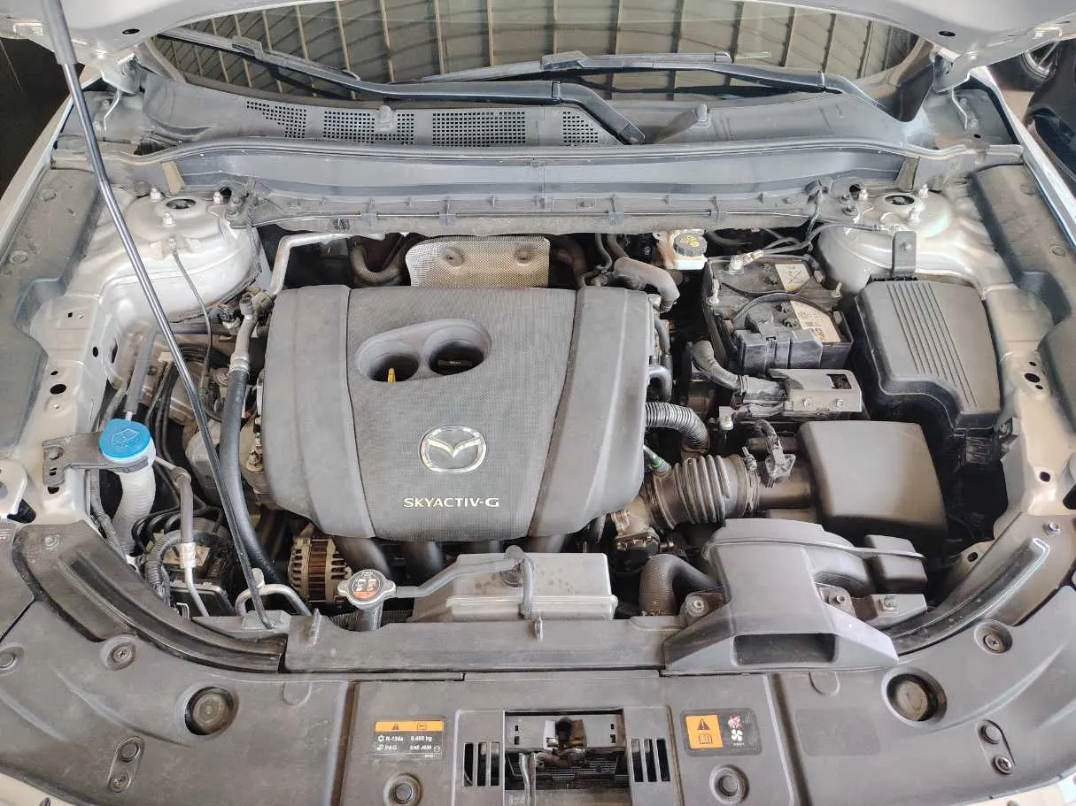 Car image 40