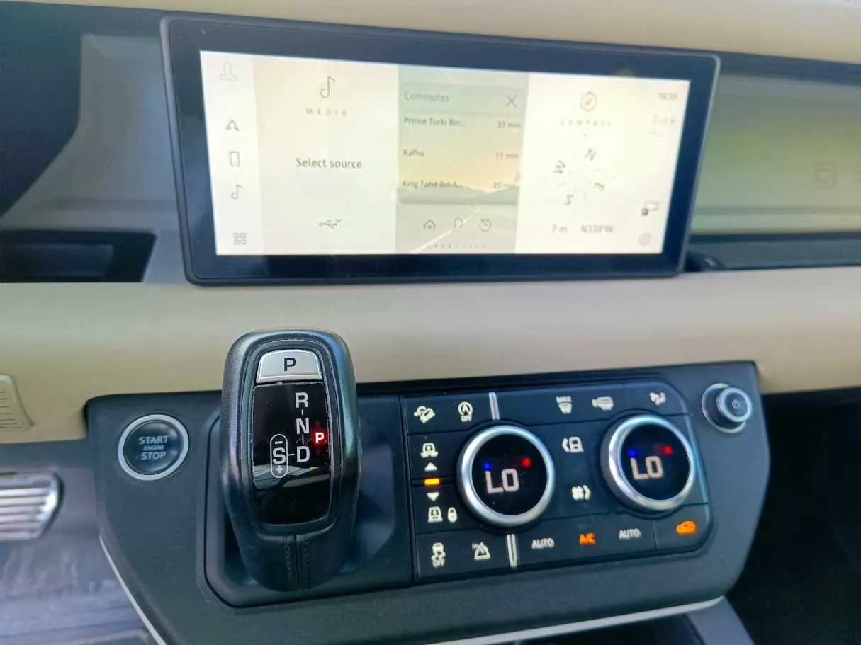 Car image 22
