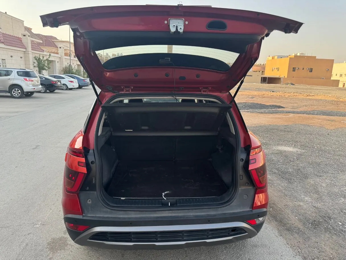 Car image 21