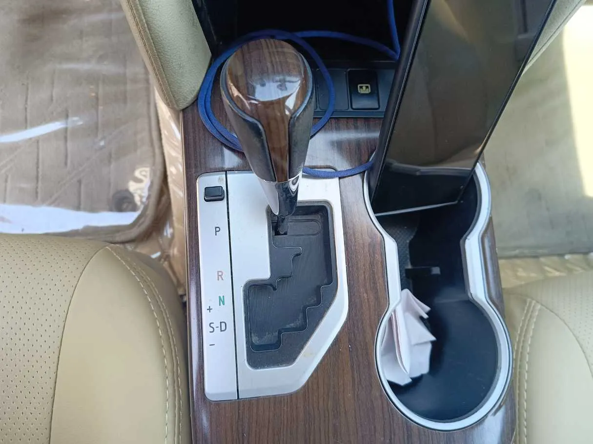 Car image 22