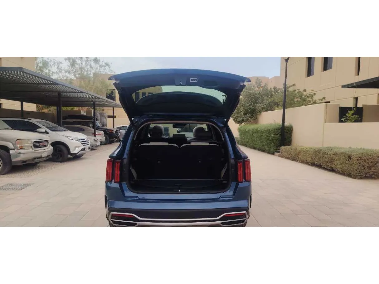 Car image 22
