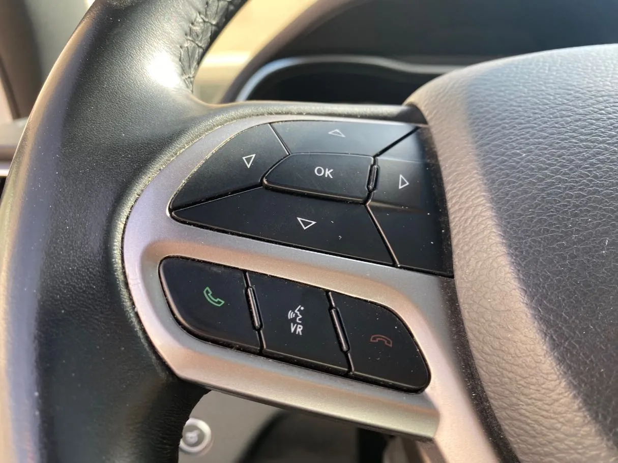 Car image 29