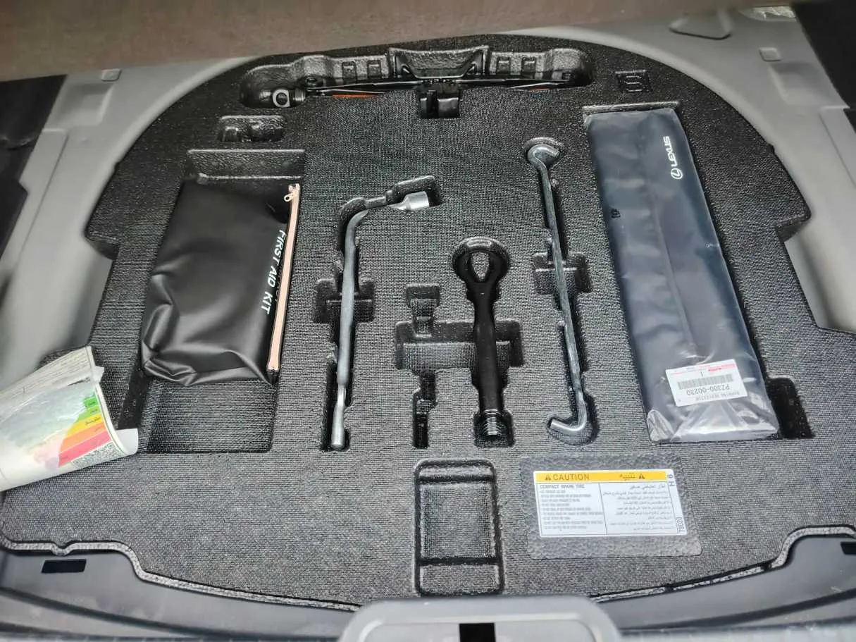 Car image 31