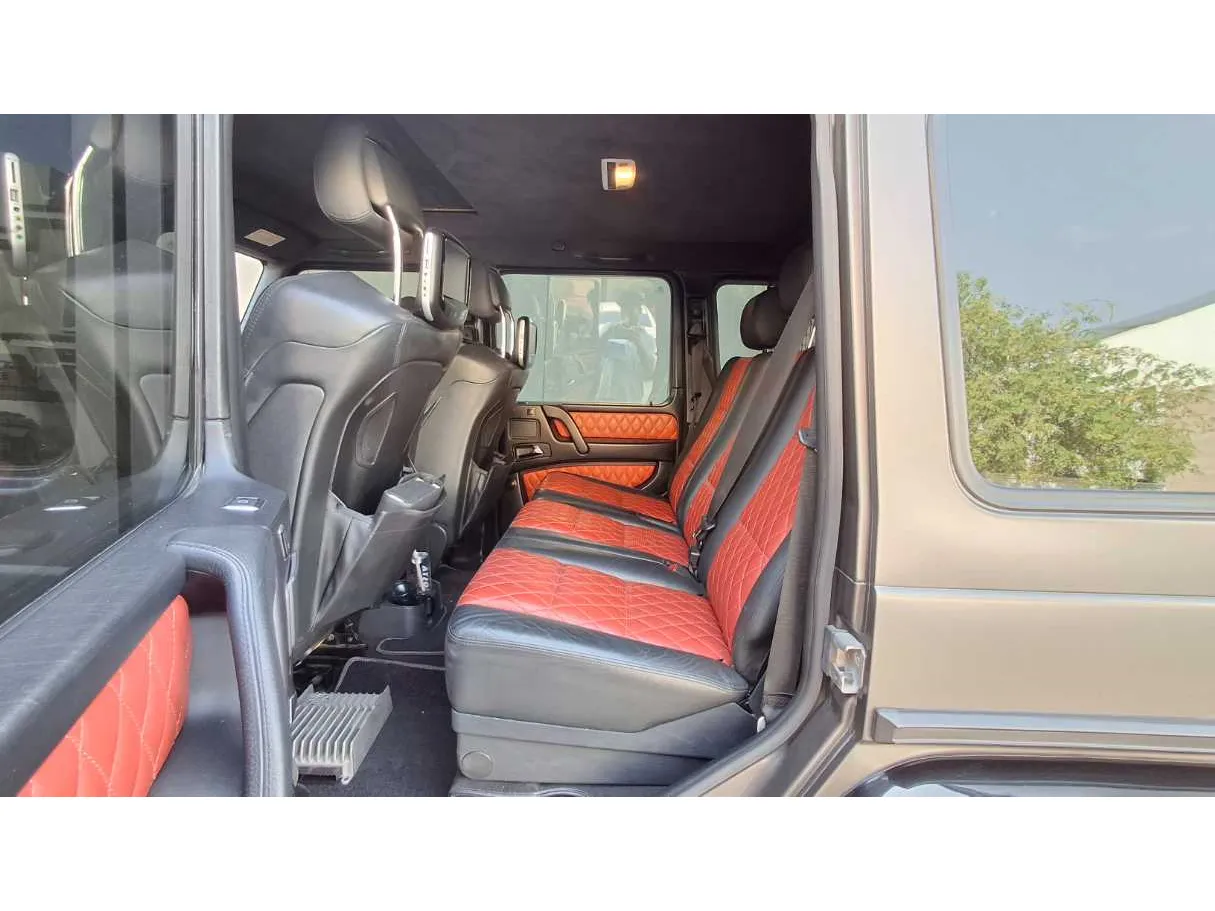 Car image 13