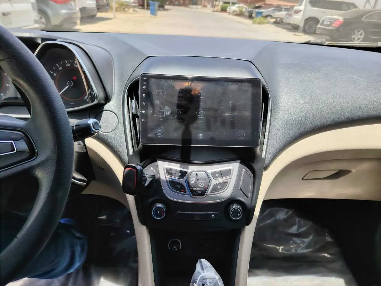 Car image 21