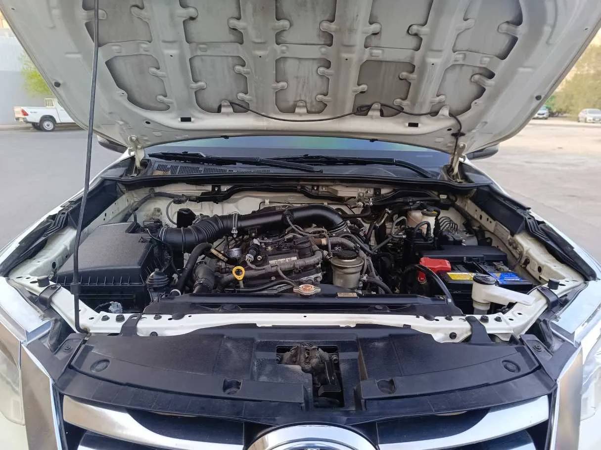 Car image 29