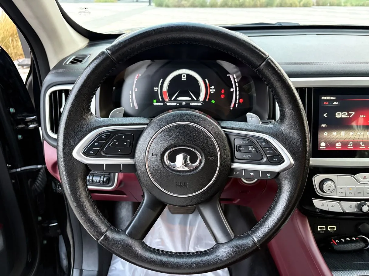 Car image 23