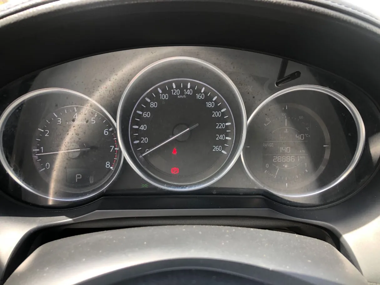Car image 19
