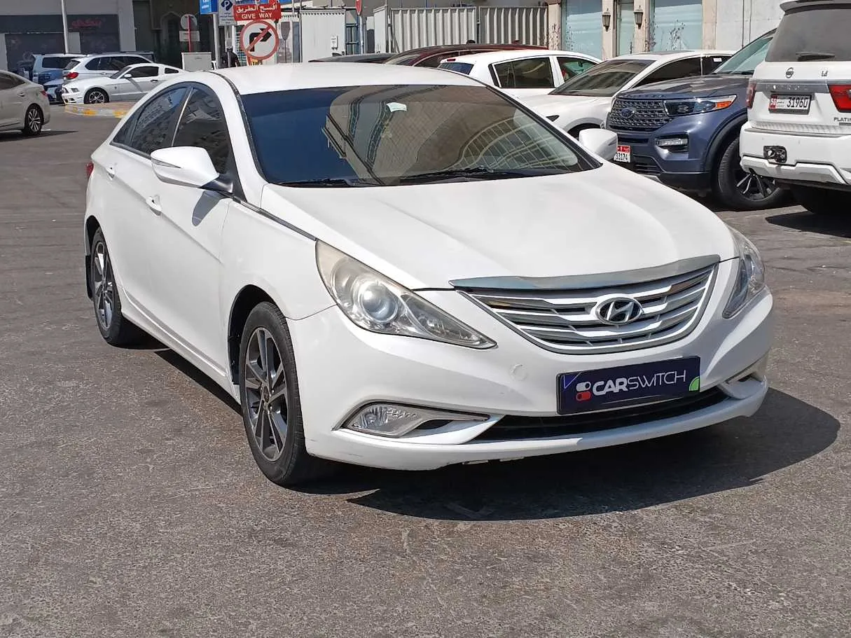 Car image 3