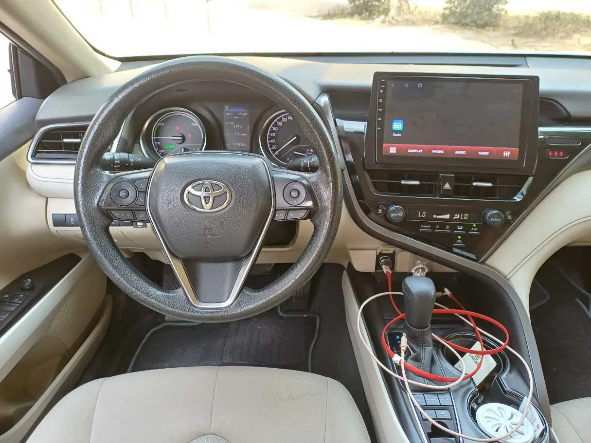 Car image 17