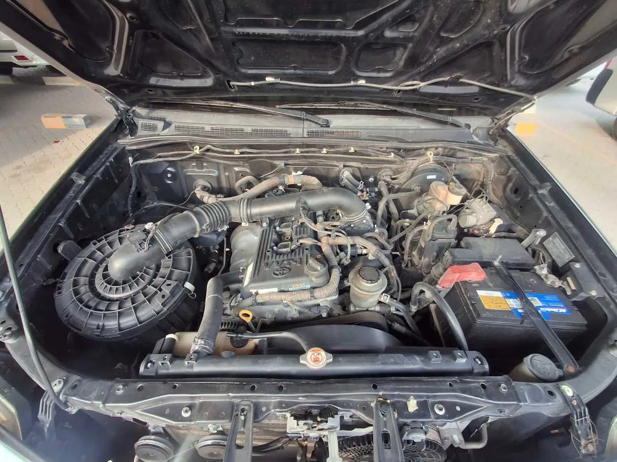 Car image 19
