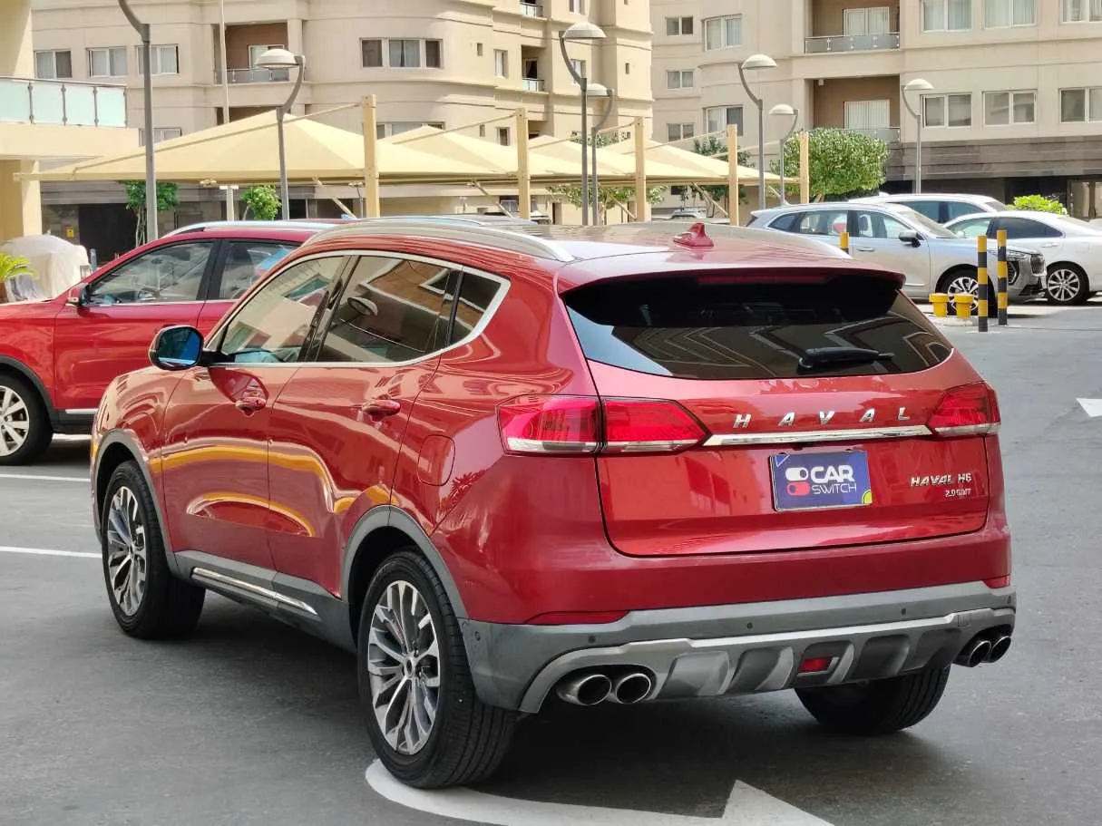Car image 6