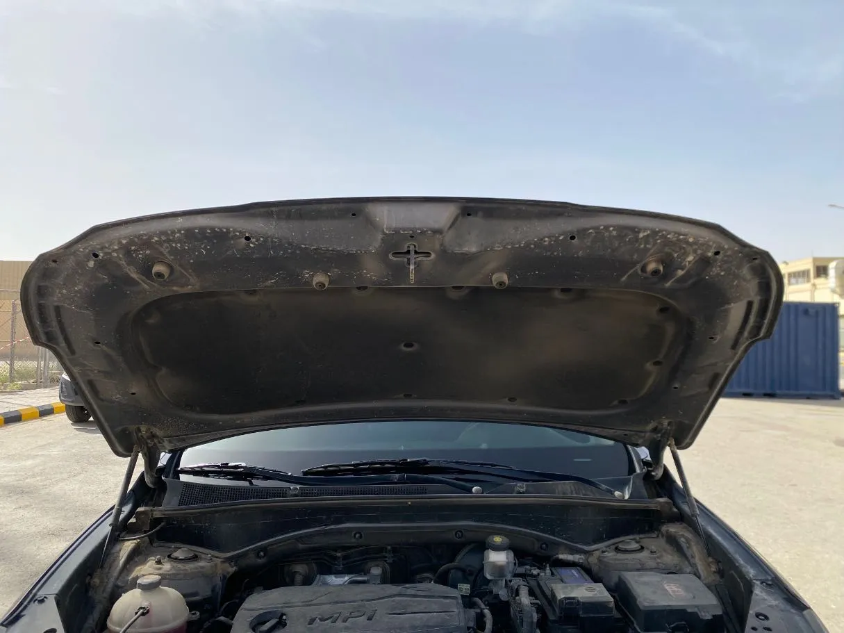 Car image 27