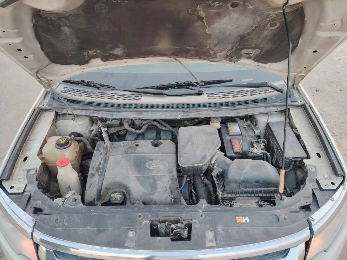 Car image 29