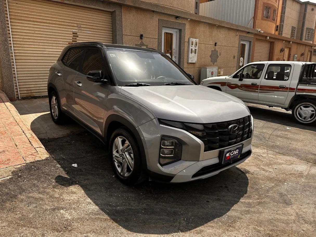 Car image 3