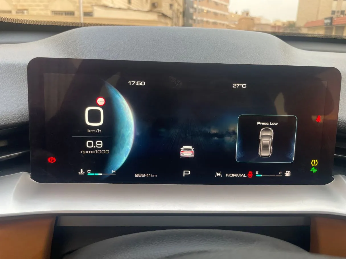 Car image 21
