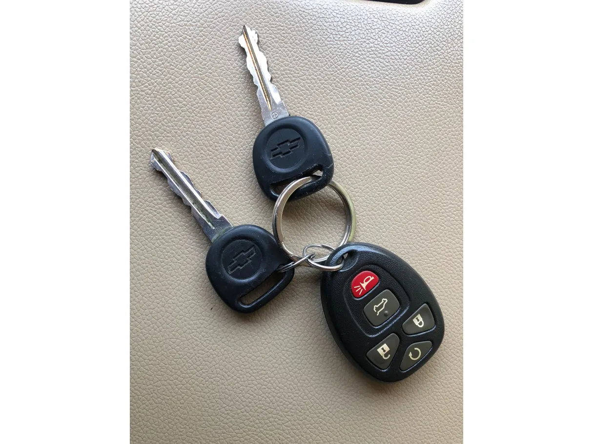 Car image 21