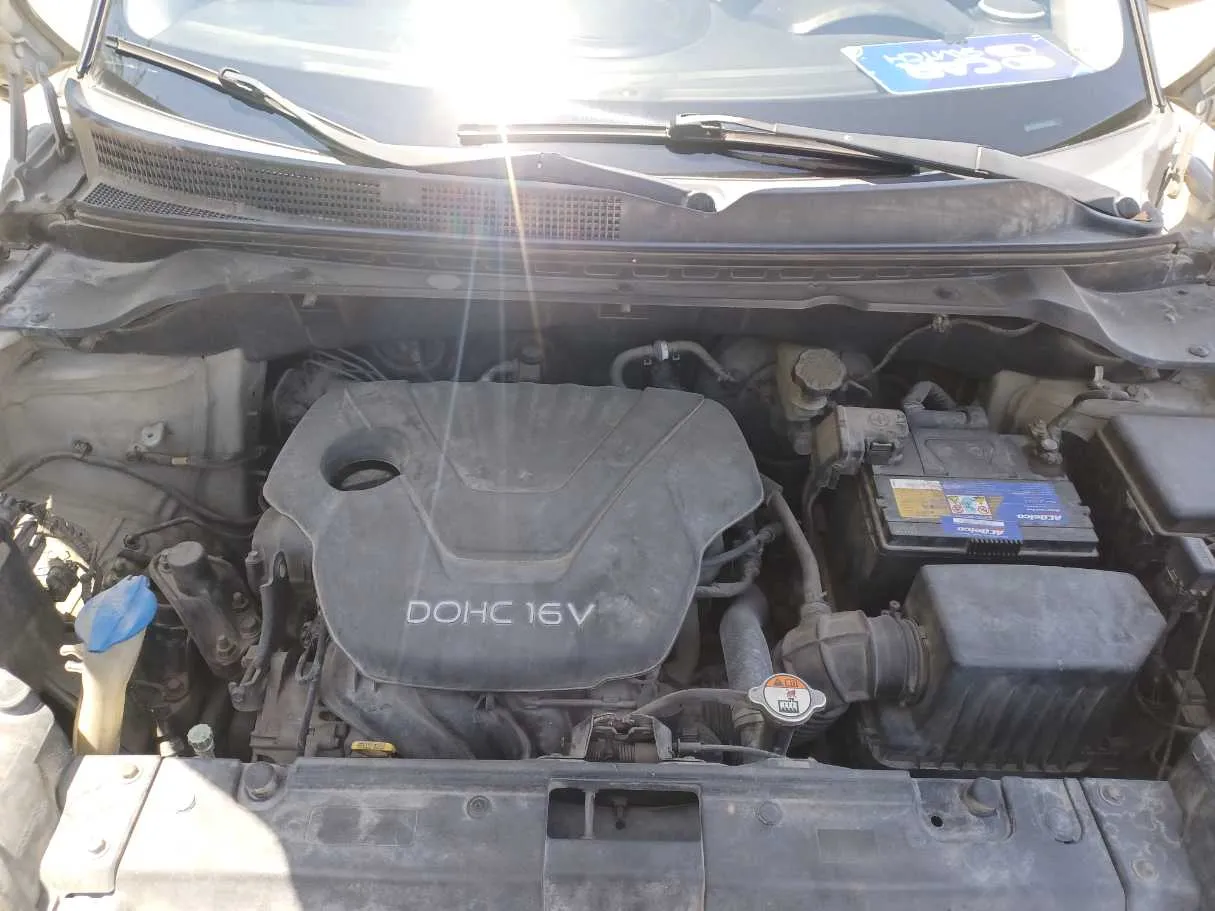 Car image 24
