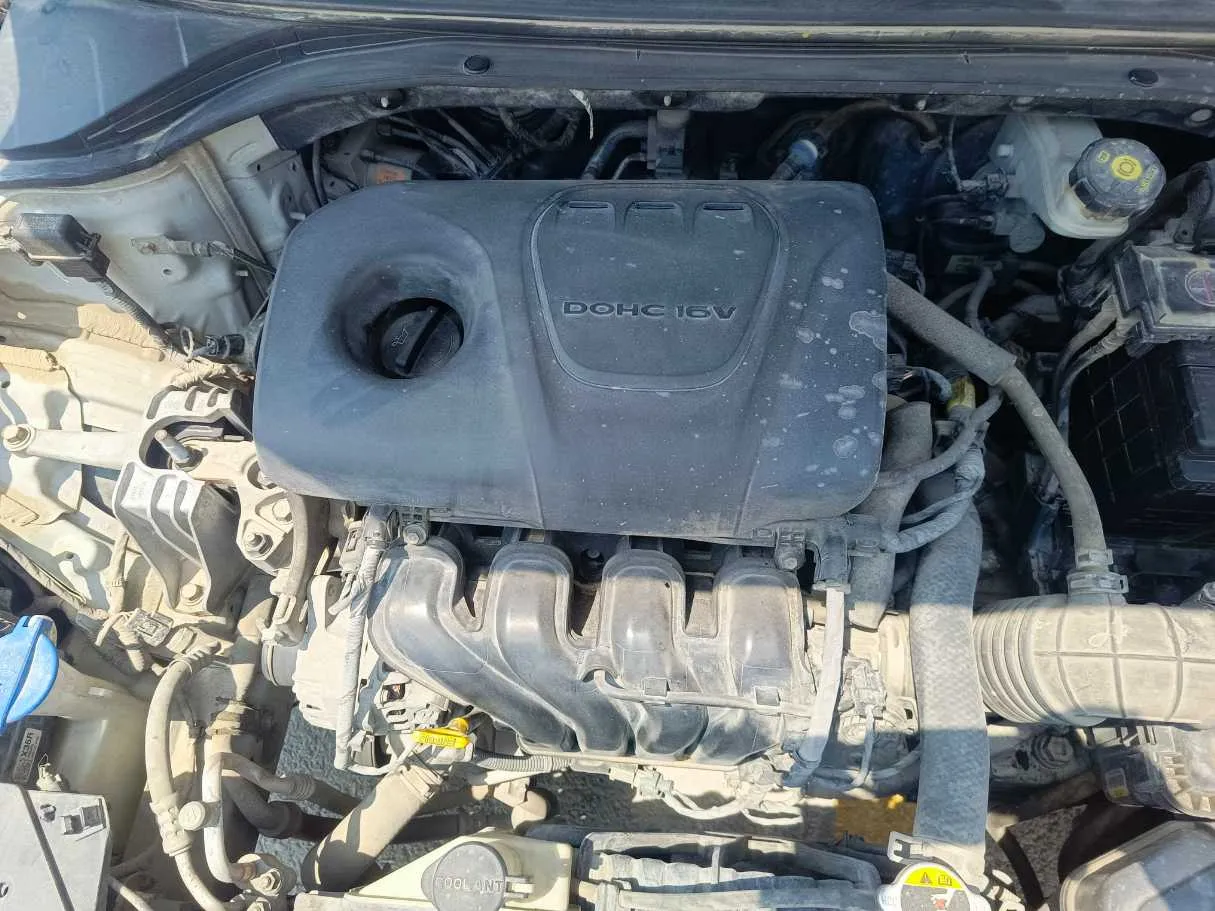 Car image 28