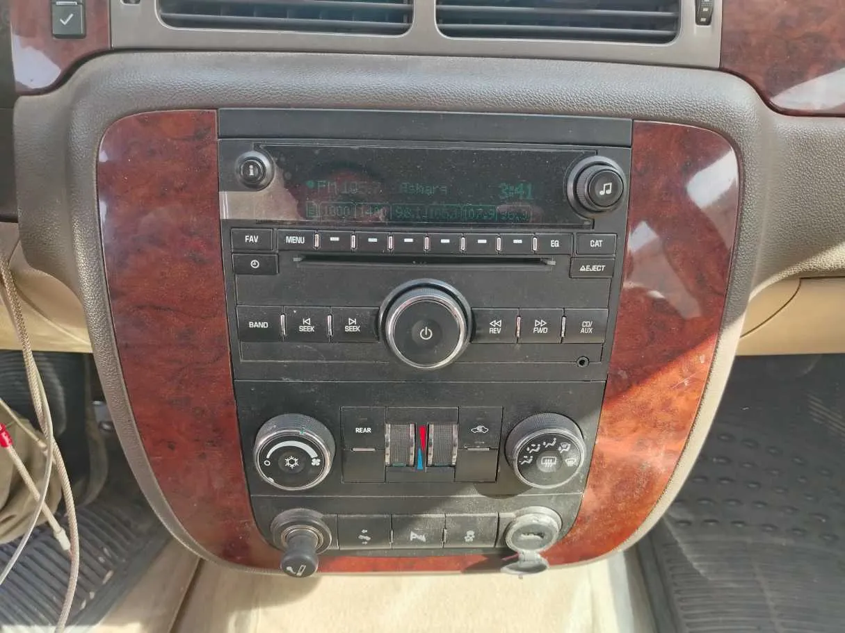 Car image 21